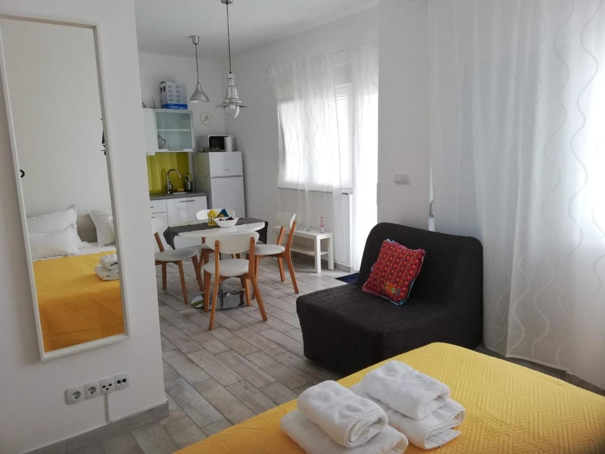 Apartment Villa Franci Pag Town Luaran gambar